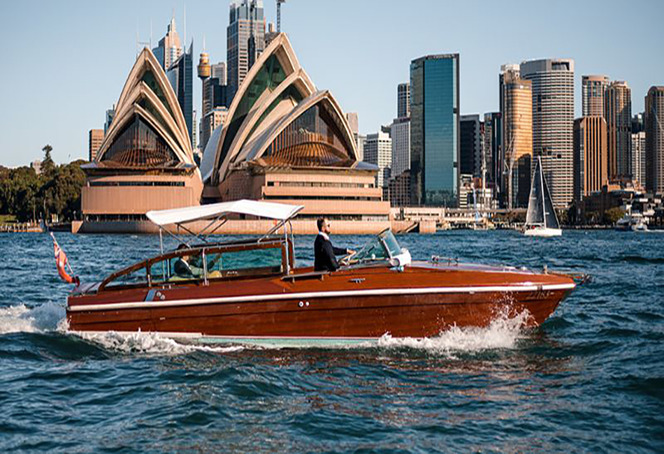 Mv BEL 28' Italian Styled Private Water Limousine